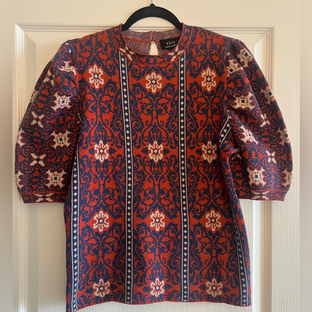 Vici - Short Sleeve - Patterned Top